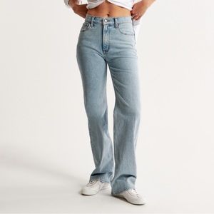 Abercrombie & Fitch High Rise 90s Relaxed Jeans